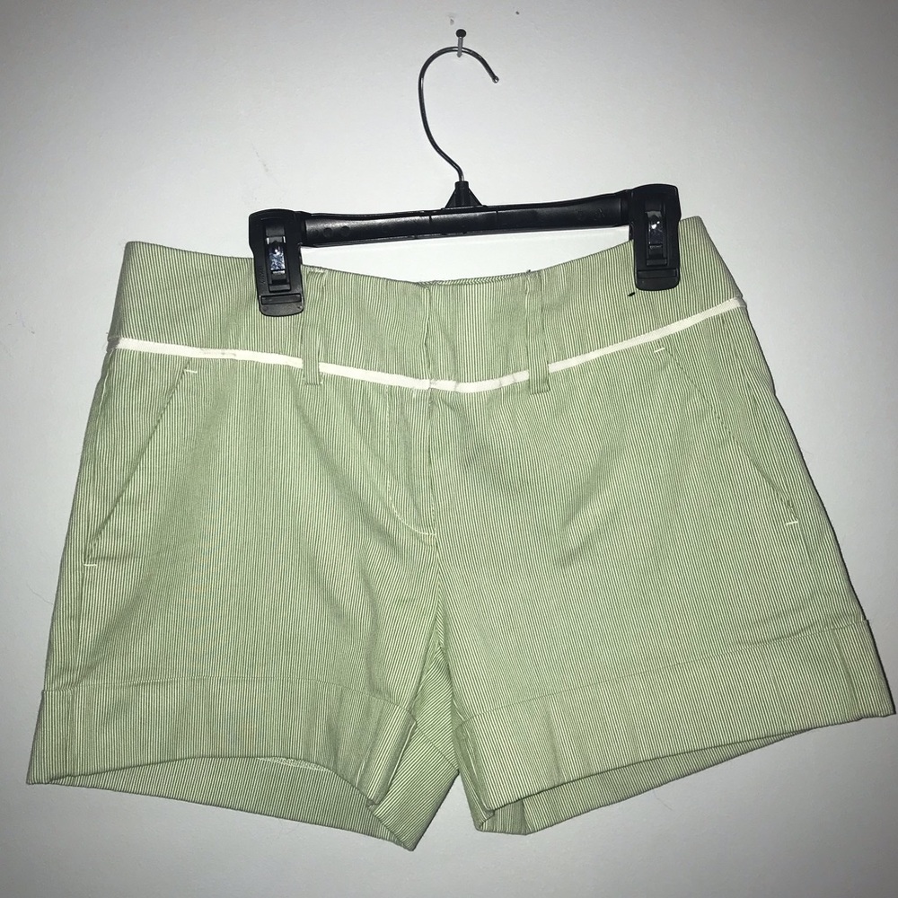 New York and company green shorts